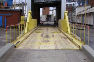 Car unloading equipment